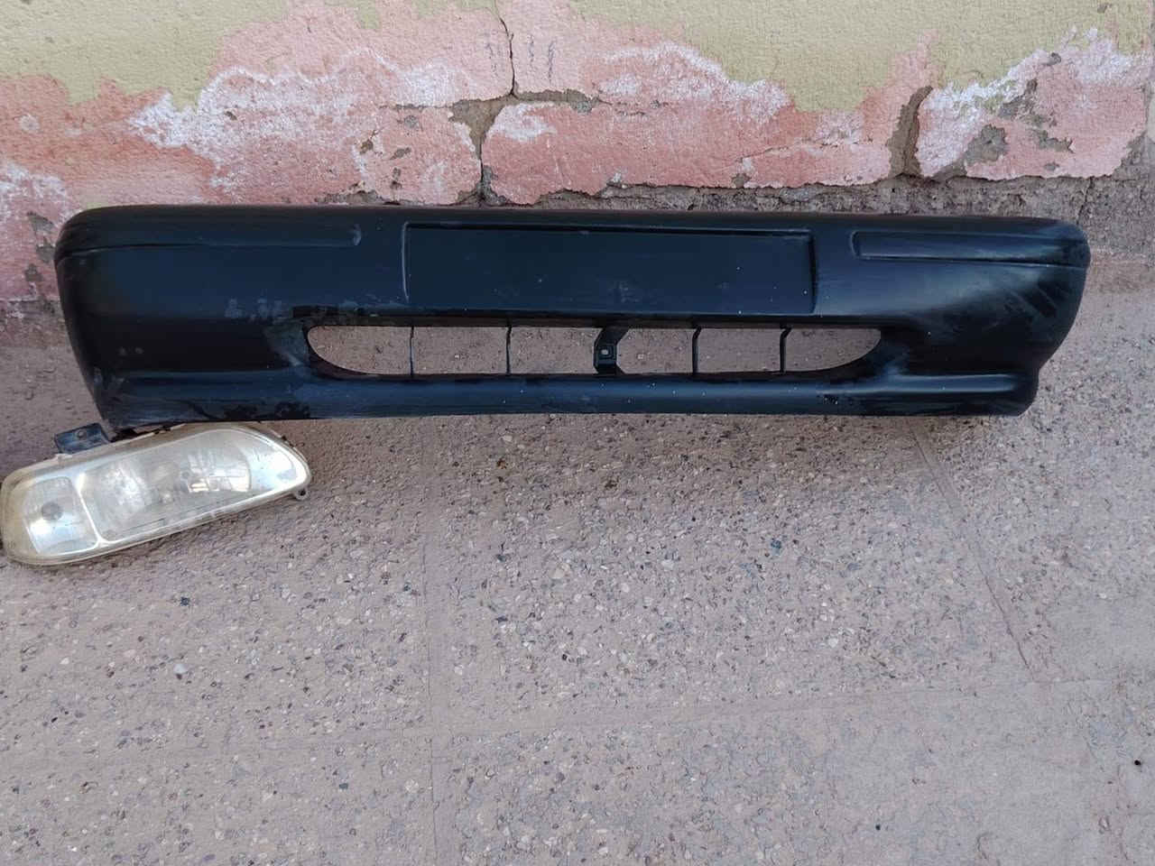 سلام عليكم غراض للبيع  سايبه المكان الحمزه الشرقي ***********
