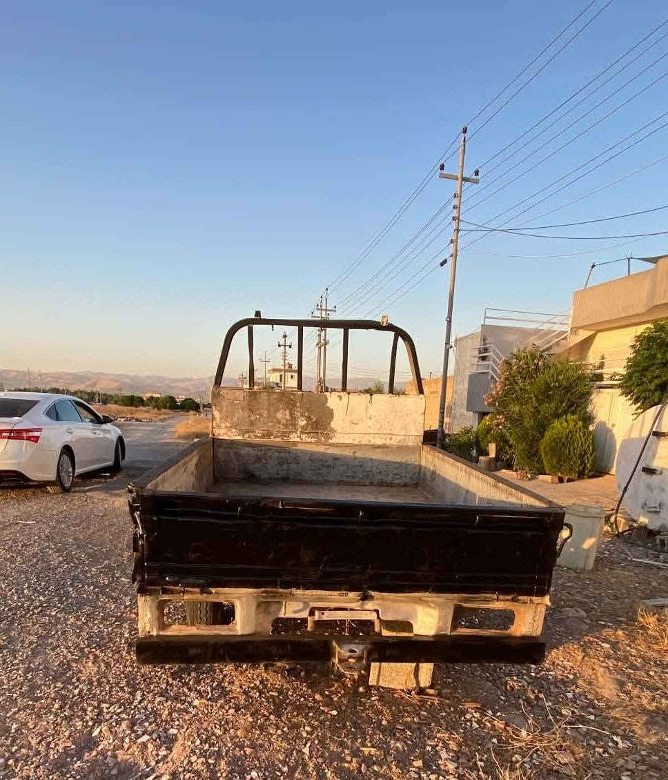 بـــۆ فرۆشتن
160پان 
220درێژ 
ژێر وەرەقوو ئەکسلە 
ناوبۆدی تێ گیراوە
زەڕایەن 
***********
