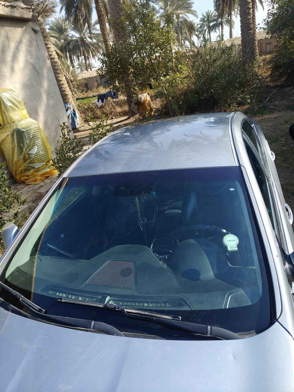 سلام عليكم اخوان ازيرا للبيع موديل 2016 خليجي فول مواصفات عدا الفتحه بصمه + اشاير ب المري كشنات كهربائيه ب الكامل محرك 6 سلندر السعر 135 وبيها مجال قليل عنوان حصوه اسكندريه الرقم (***********)
