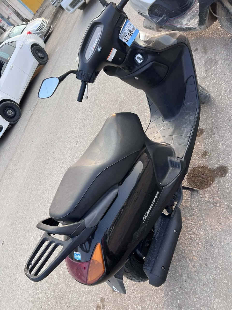 السلام عليكم دراجة سبيسي رمبة مكفولة من كلشي كفرات اصلية دراجة خير من الله مابيها نقص برغي السعر بمليون و350 وبيها مجال خاص ماموجود تواصل ع رقم ***********
