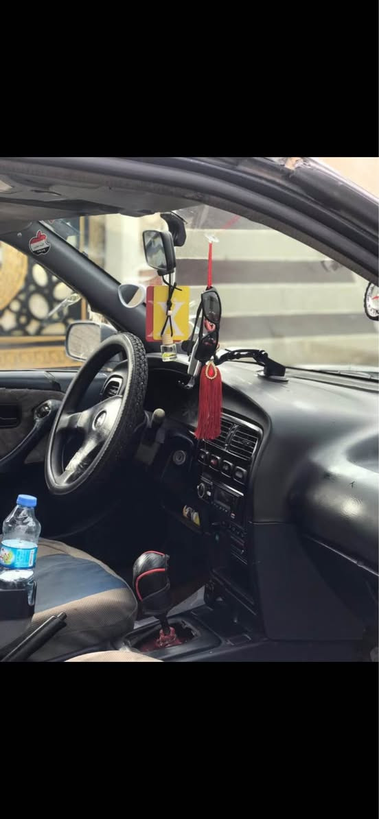 السلام عليكم للبيع او مراوس نيسان برايمرا ٩١ محرك 2000 20 شرط كير محرك صدر تخم تاير باتري جديد تدفئه نار كير عادي نشاط فول جاهزه من كلشي تراي وين مايعجبك شرط رقم كركوك سنويه عاج منتهيه شرط تحويل وكاله ثاني يوم مكاني كركوك السعر 28 وبيها مجال 
*********** بي واتساب والخط شغال كركوك, العراق
