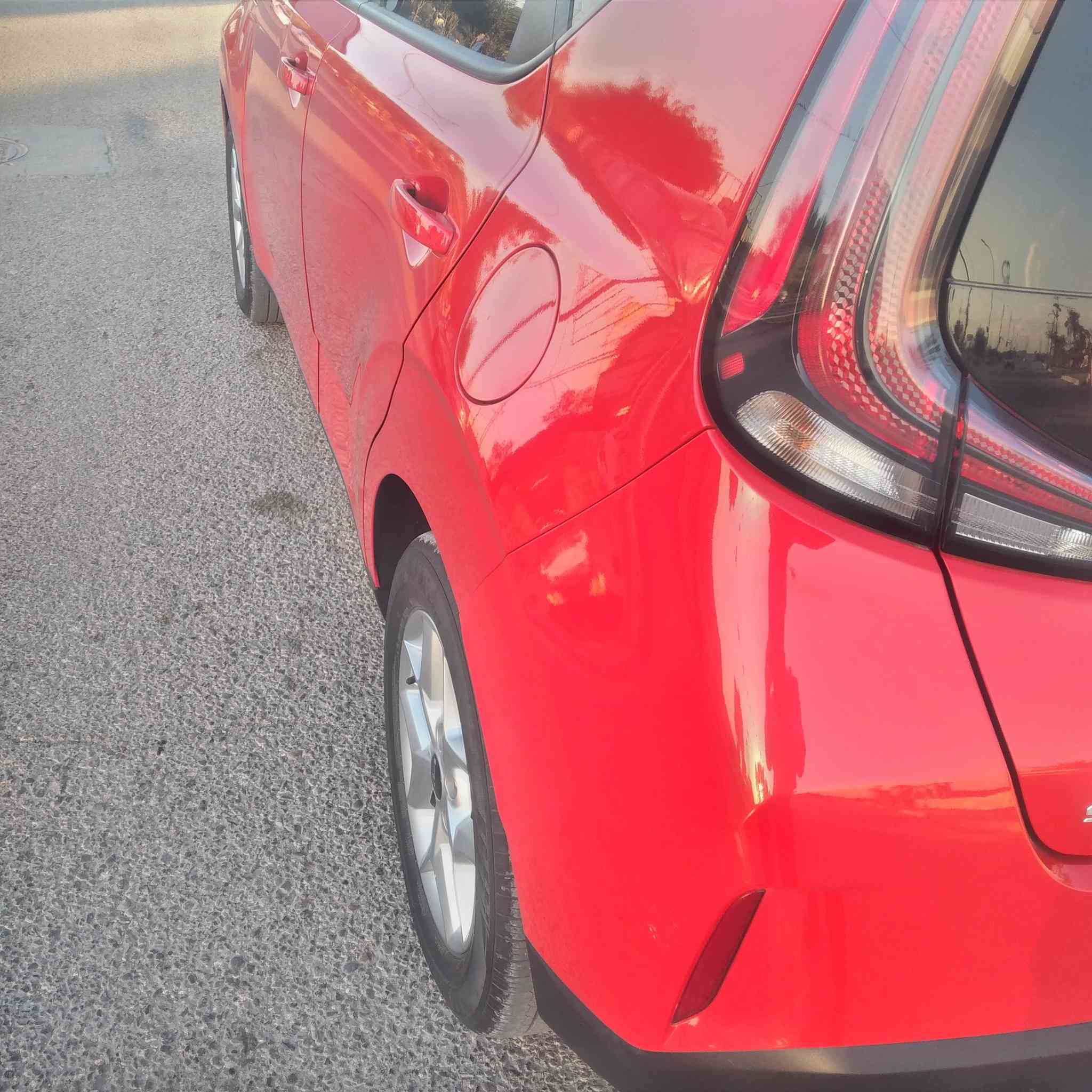 السلام عليكم ورحمة الله كيا صول للبيع موديل ٢٠٢٥ حادثها بنيد تبديل وقبق جنطه فقط بدون لا شاصي ولا لغد ولا فخذه ولا حوض العنوان بابل مركز المدينة للإستفسار الاتصال على الرقم *********** ويوجد واتساب
