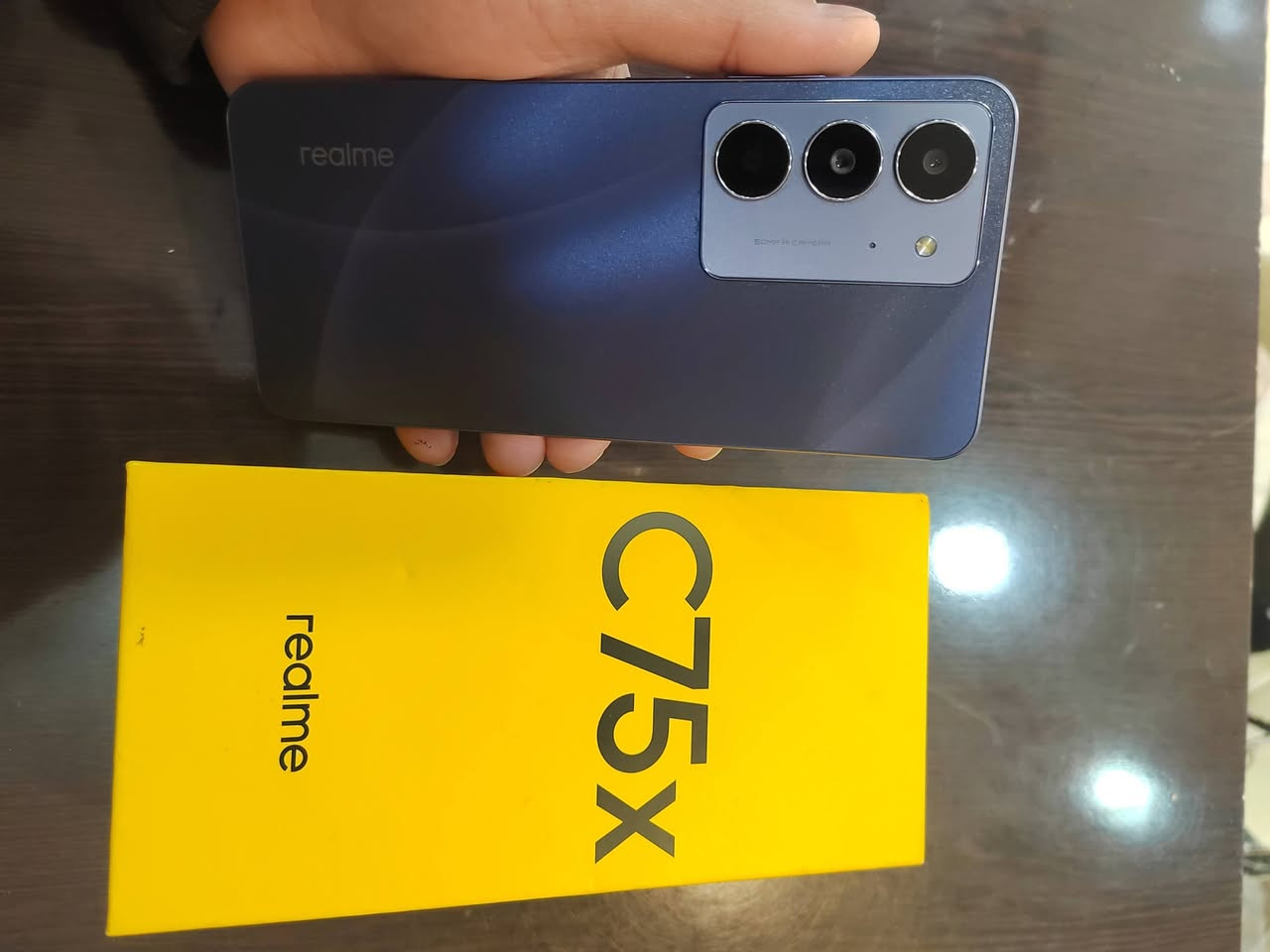 السلام عليكم جهاز ريلمي C75X ذاكره 256 رام 16 8+8 مستعمل شهر شرط جلخ مابي اخو الجديد فقط كارتون ويا بدون شاحنه السعر 170 الف مكاني جانب الأيمن حي 17 تموز ***********
***********
