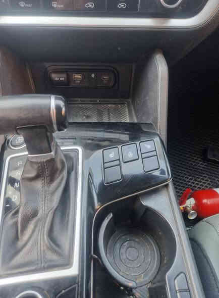 🚗✨ سبورتج 2025 بلاك إديشن
🔸 لوحات بغداد — باسمي
ماشيه 16 الف بوضع الشركه الدوليه

⛔ فخامة + مواصفات كاملة:

بصمه

محرك ٢٠٠٠ دوش

✔ 6 ايرباغ للأمان العالي

✔ صندوق كهرباء

✔ مقاعد أمامية كهرباء

✔ تدفئة للكشنات والستيرن

✔ شفتات تبديل خلف المقود

✔ كاميرا + حساسات + نيكل ذهبي فاخر

✔ ويل كب 19 إنج لماع

✔ شباك لماع

✔ داخل جلد لون زيتوني ملكي

✔ مرايا سوداء

✔ درايف مود + أوتو هولد

✔ هاند بريك بصمة

✔ تحكم ستيرن جهتين

مكفوله من كلشي بوضع الشركه اخت الزيرو عدا بارد اصبعين اسفل زاويه الباب الخلفي اثر دراجه

السعر 239

***********

بيه سونر من اربيل مظبوط

اكو ناس تعرفها راكبين مثله

سياره تخبل متشبه السبورتج العاديه احلى منها بهوايه خواتها ب ٢٦٠ الزيرو

⸻
