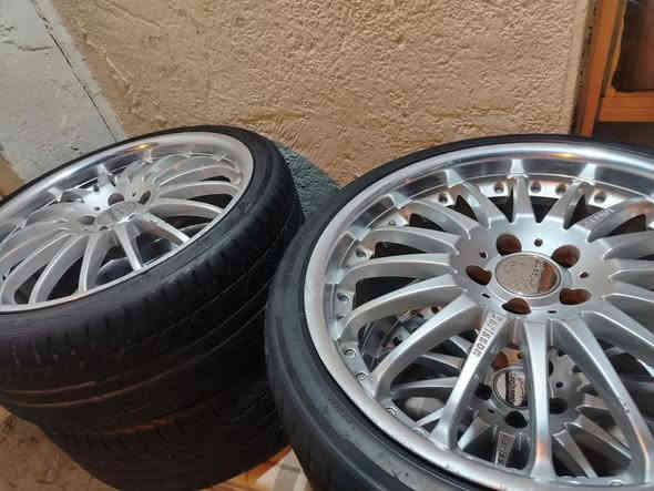 ويل كب تو سايز قياس 20/35/245 السعر 250 المكان السماوة  / ***********
