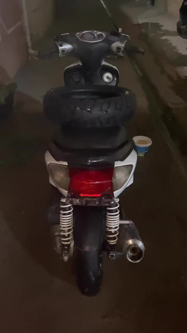 سلام ؏َـليڪم دراجه سكنس نثيه دراجه مكينته 58 بلادي كلجات رياضي سلف رياضي صالنصه رياضي دراجه كلشي شغال بيه زنون عالي وناصي اشاير شغاله الدراجه بـﺂჂ̤ وقت نكره تاير خلفي جديد دراجه مكفوله م̷ـــِْن التاير للتاير قارى فولتيه باتري بيها للبيع سعر 850 او مراوس بدراجه 140 تزويد خارجي بيها مكاني الاعضميه *********** واتساب متواجد فقط
