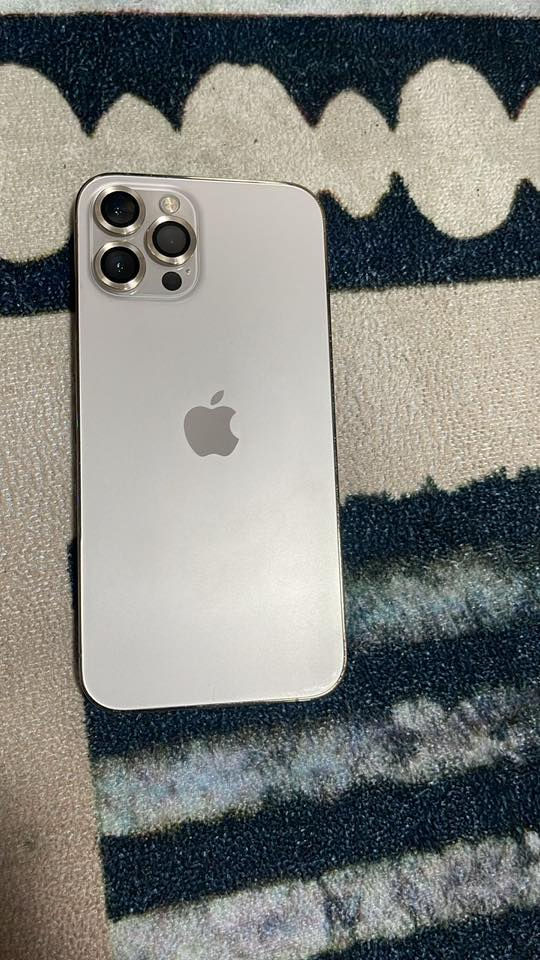 سلام عليكم ايفون 12 برو ماكس مامفتوح ولا
مصلح بطاريه 85 جهاز نضيف  ولا شخط بي سعره 500 بي مجال شي قليل مكاني بغداد جديده وهاذ رقمي 
***********
