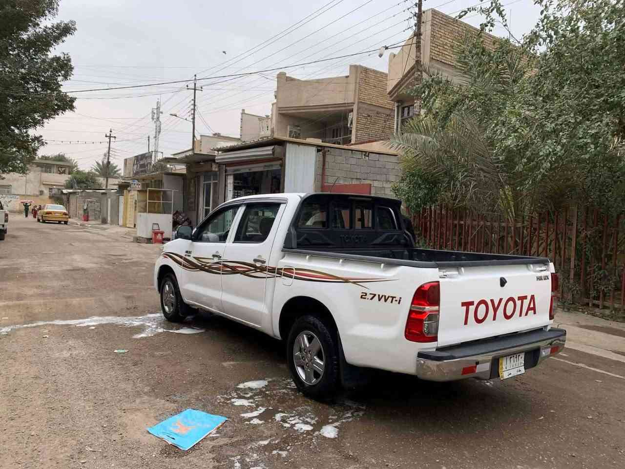 يالله السلام عليكم بيكم
تيوته 2015 اوتماتيك 
كويت كفاله ماعده بيها بارد بل باب الخلف السايق 
تخم تاير جديد 
صدر امامي خلفي 
شاصي 19 
سنويه جديده 
امصفره غرامات وضريبه 
رقم بغداد 
مكان السياره بغداد 
***********
اسف عل أطاله
