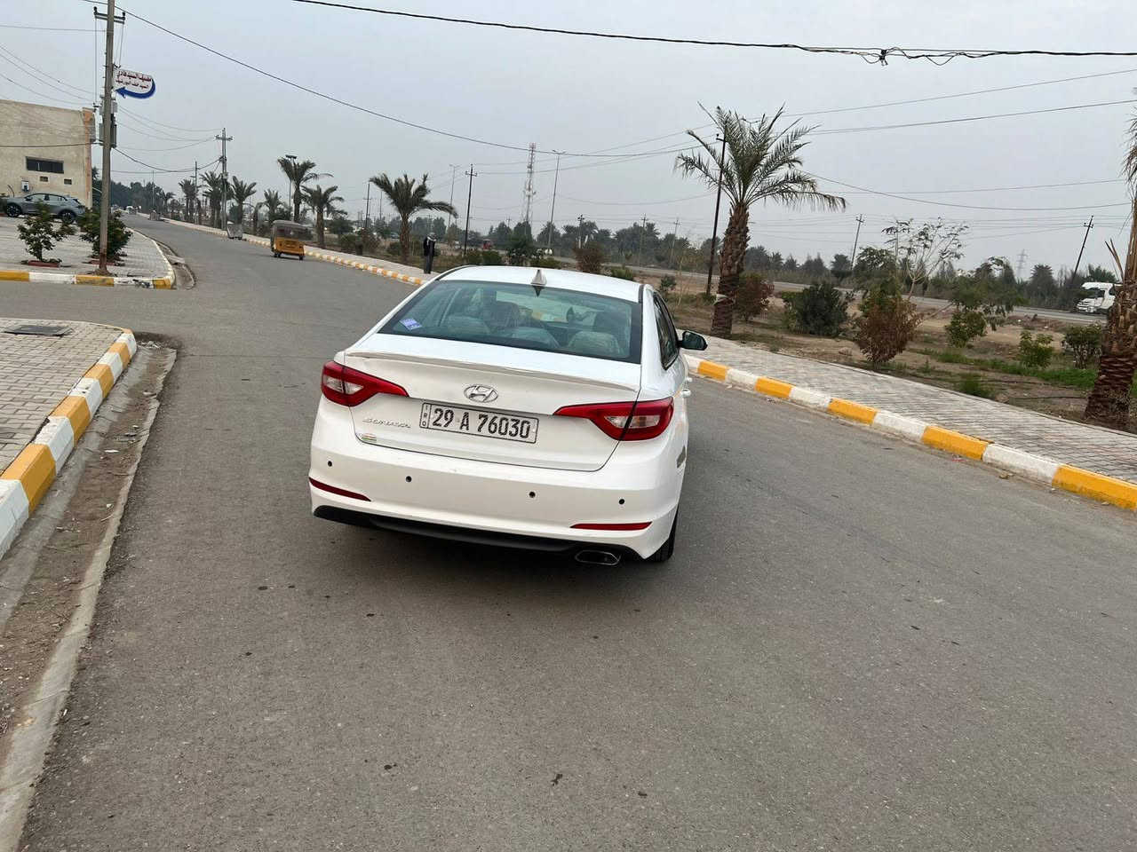 السلام عليكم سوناته موديل 2017وارد أ مريكي سياره مكفوله من ضربه وتبديل ضره دعاميه مامي وهنا بلعراق صاره بيه صبغ اثر تكشر تقريب 3 قطع وباقي سياره مكفوله سياره جاهز من تخم تاير من حداد مامي خلفي مكينه وكير مكفولات ماشيه 120  موصفات نص فوال رقم سياره واسط مشروع وطني سنويه جديده ورقم جديد وهزه جديده تحويل مباشر مكان سياره بواسط سعر 113 رقم تلفون ***********رقم ثاني ***********
