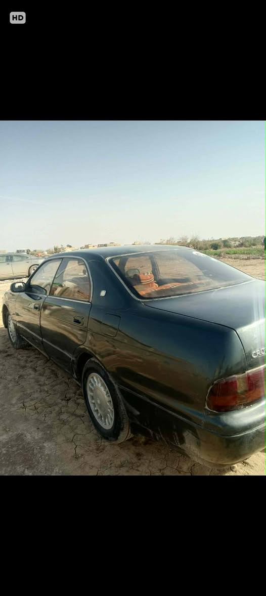 السلام عليكم بطه 1992رقم بغداد سياره حلوه ونضيفه مكينه وكير مكفولات حداديه 80/100تخم تاير كهربائيات كل شغاله 
مابيهه ضربه قويه مكفولة كص ونقل سنويه صاقطه ب24مشروع وطني وراعيهه بالنجف تحويل ثاني يوم شرط
السعر38
وبيه مجال للشراي مكاني كوت مركز مدينه ‏‪***********‬‏
