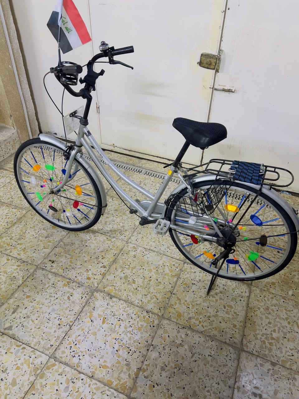 سلام عليكم باسكل لونه رصاصي حجم(26) كامل ملحقات من+ فسفوريات +بانواعها +جرص +علم+ حاملة قلاص +وستان هاتف +ورقم واحد كربلاء+ سجة+ تل بيسة كشن+
شبكة تحمي التاير الخلفي+ قفل 
نضافة%100
مكاني كربلاء المقدس قرب مول الباقر
السعر 100وبي مجال قليل لل استفسار رقم الهاتف (***********)
