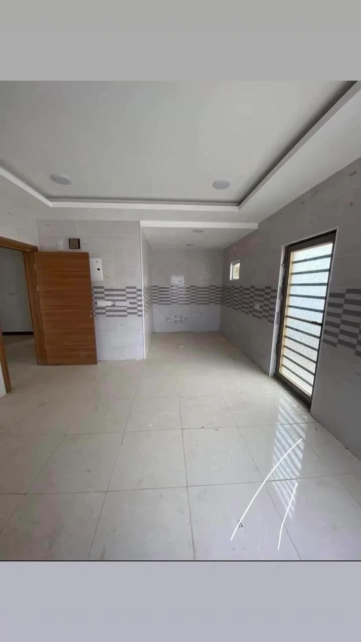 دار للبيع مجمع الاميرات السكني 2 250م سند حر مسدد كامل وجاهز للسكن 
للاستفسار مراجعة مكتب المحافظة للعقار في حي الاشتراكي خلف شارع الروان
***********
***********
