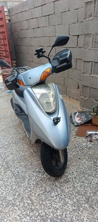 دراجه بريز مكفولهً من كلشي قفلها 550 مكاني بغداد الشعب.  07727794098