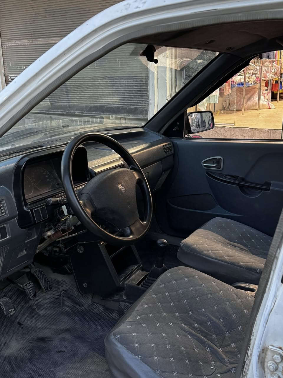 السلام عليكم
سايبا موديل ٢٠١٠ 
السيارة ما عايزة شي 
كير ومحرك ومنظومة تبريد وظفيرة مبدلهن جدد 
حدادية جديدة 
دوشمة الكشنات 
سعرها ٢٧ وبيها مجال بسيط
***********
