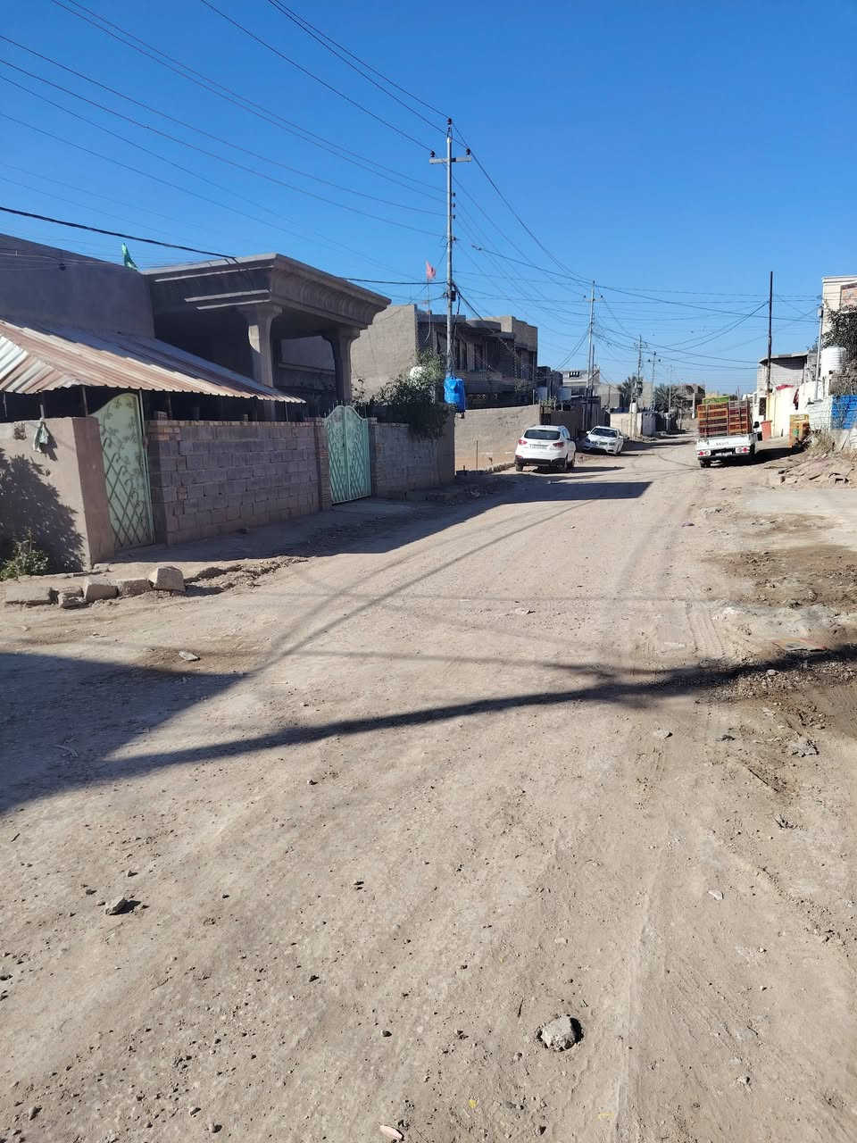 بيت للبيع حي الحسين خلف حسينية القريه العصرية طابو زراعي سند ٢٥ مساحة ١٥٠ بناء حديث يتكون من غرفة
٥ ب ٤ وصاله ٥ ب٤ ومطبخ ٣ ب٣ استقبال ٥ ونص ب ٣ ونص مناور ٢ حمامات خارجي وداخلي حديقة وطرمه ع ٣ شوارع تبليط كامل خدمات السعر ٥٥ بي مجال ***********
بيت للبيع حي الحسين خلف حسينية القريه العصرية طابو زراعي سند ٢٥ مساحة ١٥٠ بناء حديث يتكون من غرفة
