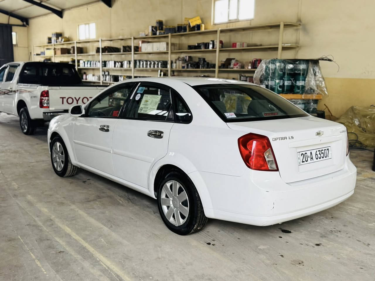 اوبتره موديل ٢٠١٣مكفوله من ضربه بيهه صبغ جاملغ اثر شخط سونار موجود ويه صور كير محرك مكفولات سنويه جديده رقم نكليزي بسمي مكان بعقوبه السعر ٨٢ تصال برقم ***********تصال ***********
