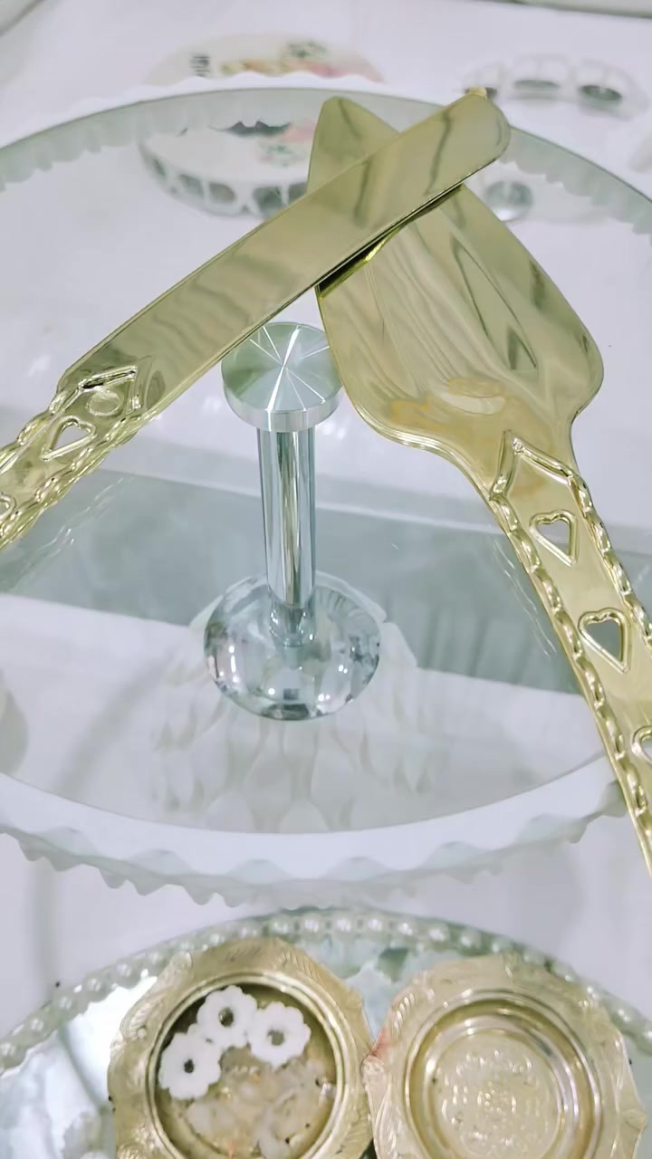 عروض بلاش
كل هذه جمال ب25 

مجمع عباس مندوب لتزين سيارات لاعراس والكوشات والجوادر 

العنوان 
ذي قار 
قضاء الفجر 
شارع الشطري 
***********
