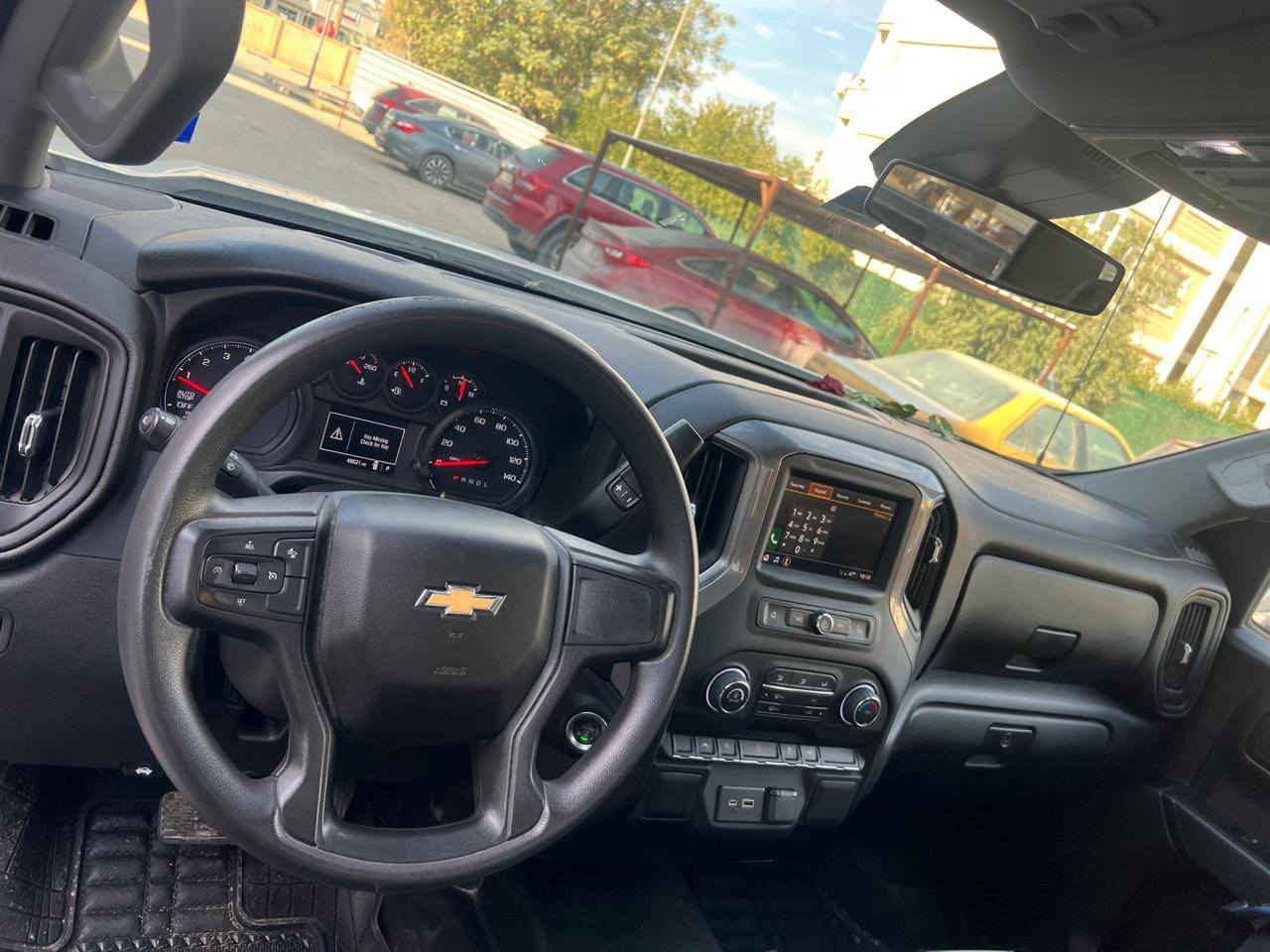 سلفرادو كوستوم 2023 جديده
مكينه 5300 المرغوب 
ماشيه 46 
السياره مكفوله من الشخط ع وضع الشركه 
حادثها خفيف جدآ دعاميه وربع البنيد بدون دواخل بدون ايرباك 
السعر 280 
بسمي السياره رقم بغداد تحويل ثاني يوم 
مكانها بابل / ***********
