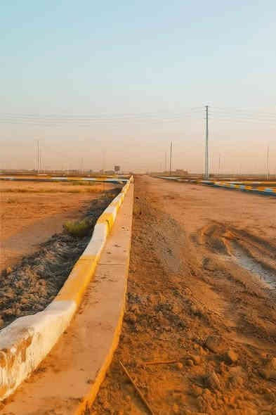 تتوفر لدينا قطع اراضي زراعيه سكنيه مع توفر كافة الخدمات وبأسعار مناسبه جدا
قطع ٢٠٠م وبواجهه ١٠ م ونزال ٢٠ م 
وقطع ١٠٠م وواجهه ٥ م ونزال ٢٠ م 

والبناء مسموح فيها مع تنظيم عالي في عملية البيع والشراء فيها 
العنوان / بغداد بوب الشام قرب القوس الشارع المجاور لدائرة مرور الحسينيه ( الهزه ) 
مكتب الجوادين مجاور شمعة الماء 
مقابل قطع اراضي ضباط قوى الأمن الداخلي .
للأستفسار الاتصال على الرقم 
***********
