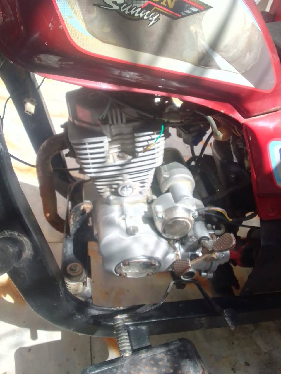 ستوته للبيع 2021اوراق أصولي شاصي مكفول محرك مفتوح نضافته 70%
سعرها 1350مجال بيها قليل مكاني ناصرية حي الشهداء قرب جامعه العين 
رقم الهاتف***********
