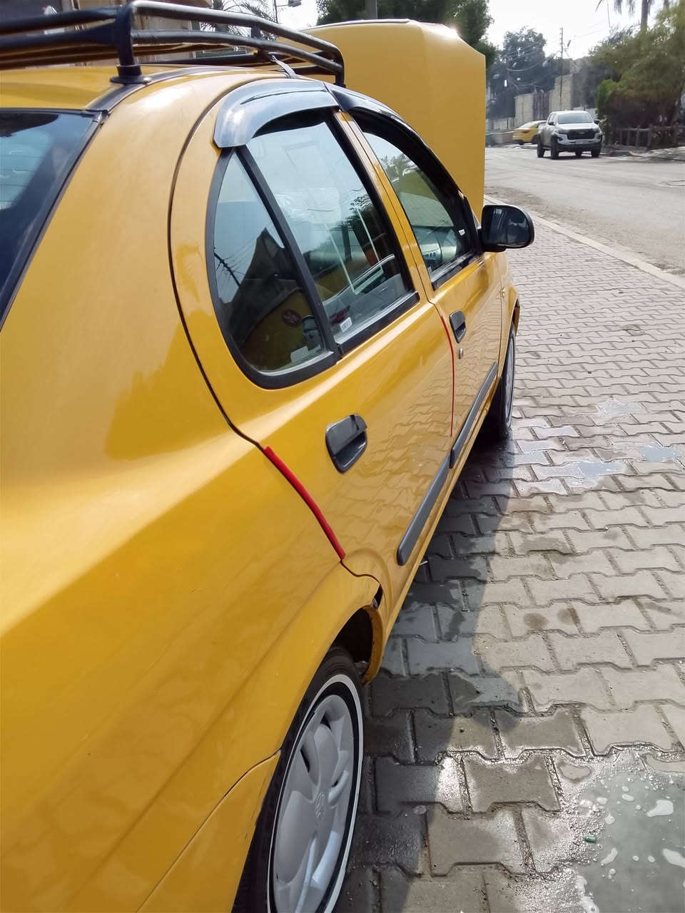 السلام عليكم طيبه تكسي 2016 نضيفه تبريد باتري جديد بدون ضرر بسمي رقم نكليزي سنويه  إلى 27 الاتصال *********** السعر 40وبيه مجال
