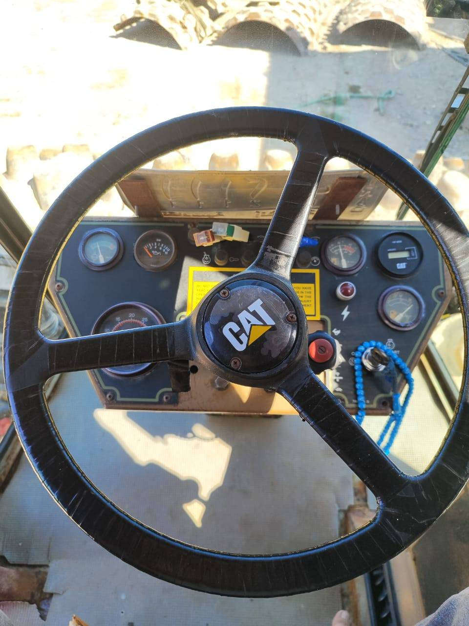 سلام عليكم 
حادله كتر بلر موديل ٢٠٠٠ محرك ٦ بم ونوزل 
ارقام وسنويه صلاح الدين تحويل 
مكاني البصره /***********
#حادلات
#معداتثقيله
