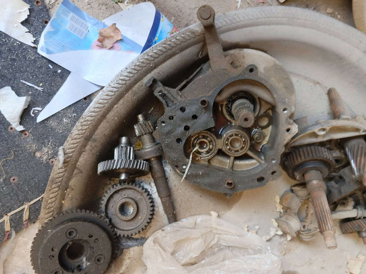 غراض كامكو للبيع راجز سلف تاير اكسل جوزه كلشي وسعر مناسب  وتوصيل شركه موجد ‏‏‪***********‬‏
