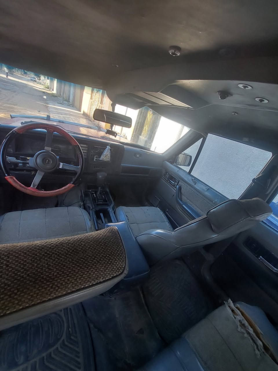 اسلام عليكم
جيب شيروكي شخاطه 

موديل 1993

سياره نقصهة فقط اكسل اشويه تعبان 

التحويل ثاني يوم 

الخالص هبهب 

رقم الهاتف 

***********

فقط اتصال او واتساب 

السعر 37🚗

بيهة مجال
