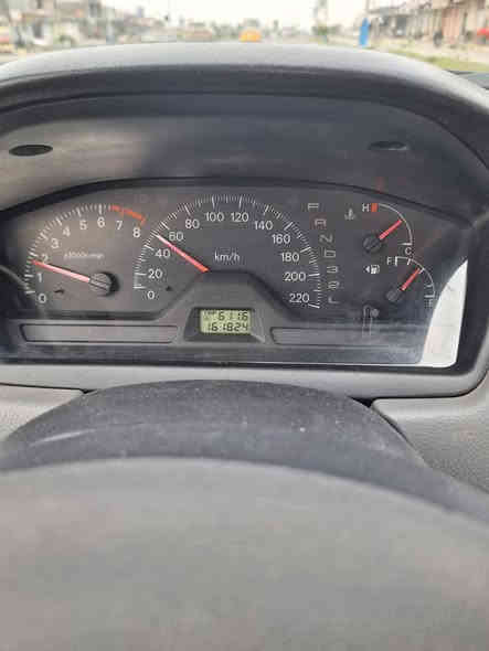 السلام عليكم
للبيع لانسر بومه خليجي 2010 لون ابيض 
رقم اربيل الدولي بأسمي شخصيا 
وسنويته لغاية 2031 وهزة وبراد كله جديد 
ماشية 161 الف كيلو فقط حقيقي 
السياره بيه قطعتين صبغ فقط بدون دواخل 
باقي السياره مكفوله كفاله عامه 
كير اوتماتيك والمحرك والكير مكفولات 
بدون تنقيص بدون تبخير 
ومواصفاته مال لانسر المعروفه
ويل كب كير اوتماتيك 4 جام كهرباء حساسات خلفيه وغيره 
السياره جاهزة وبدون اي مصرف 
سعره 88 وبيه مجال بسيط للشراي
مكاني طوز خورماتو 
***********
