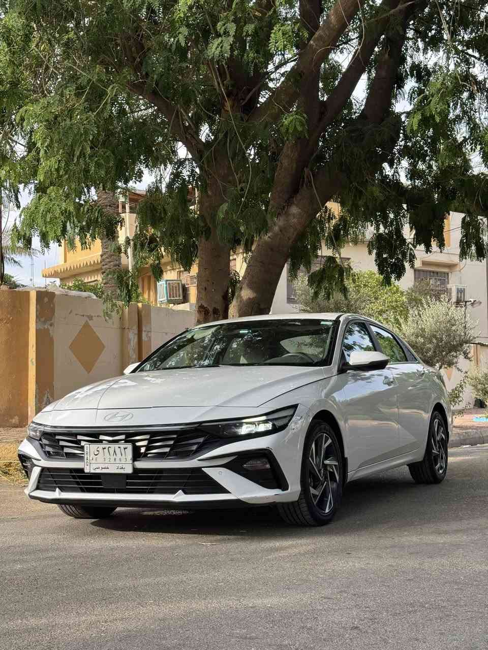 🚗 هونداي ألنترا 2024 للبيع 🔥
السعر 175 وبيها مجال �📍 رقم بغداد
🔹 وارد كوري 🇰🇷 (باب أول)�🔹 الموديل: 2024�🔹عداد المشي : 68,000 كم�🔹 كفالة عامة�🔹من : تبديل + صبغ +بارد  ✔️
✨ المواصفات:�✔️ فتحة سقف (سلايد روف)�✔️ بصمة + دخول ذكي + تشغيل عن بعد�✔️ حساسات أمامي وخلفي�✔️ لايتات زينون + ليد أمامي وخلفي�✔️ فتح صندوق ذكي عند الاقتراب�✔️ مثبت سرعة + تحكم ستيرن �✔️ كاميرا خلفية�✔️ شاشة Apple CarPlay�✔️ 3 أنظمة قيادة (Normal / Eco / Sport)�✔️ منافذ شحن Type-C�✔️ تبريد قطعتين �✔️ محرك 2000�✔️ إشارات بالمرايات + مرايات قابلة للطي
‎💯 سيارة نظيفة جداً باب أول، استخدام خفيف وجاهزة
‎📞 للاستفسار:***********�👤 سيف الحسوني

