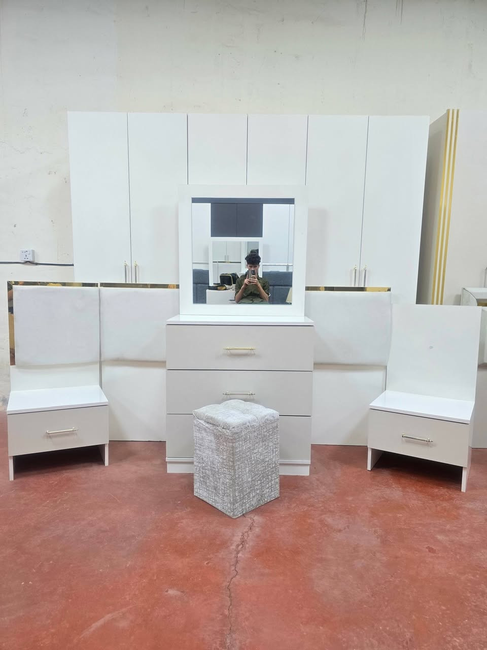 💎💗 غرفة تركي مستخدم
ت🛏️ 6 قطع كاملة
💯 نظافة 99 %
🚪 نظام أبواب مرتب
💸 السعر 500 قفل
🪛 شد مجاني
🚚 نقل مجاني داخل بغداد
انواع الغرف خاص 
💎


**إذا كنت صاحب هذا الإعلان وتريد حذفه لأي سبب، رجاءا أرسل رسالة إلى الدعم الفني**