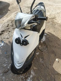 دراجه للبيع ماكس  140  المحرك قبل سبوع من شاده مال حاويه كهربائياتها ك...