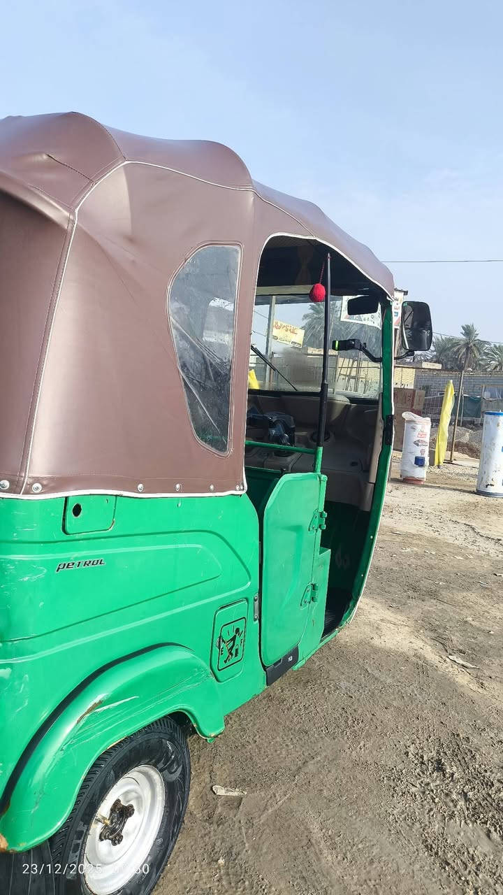 تكتك موديل 21 رقم وسنوية انكليزي ومداور ثاني يوم سعر التكتك 6900 وبيها مجال عنوان بابل القاسم رقم الهاتف ***********
