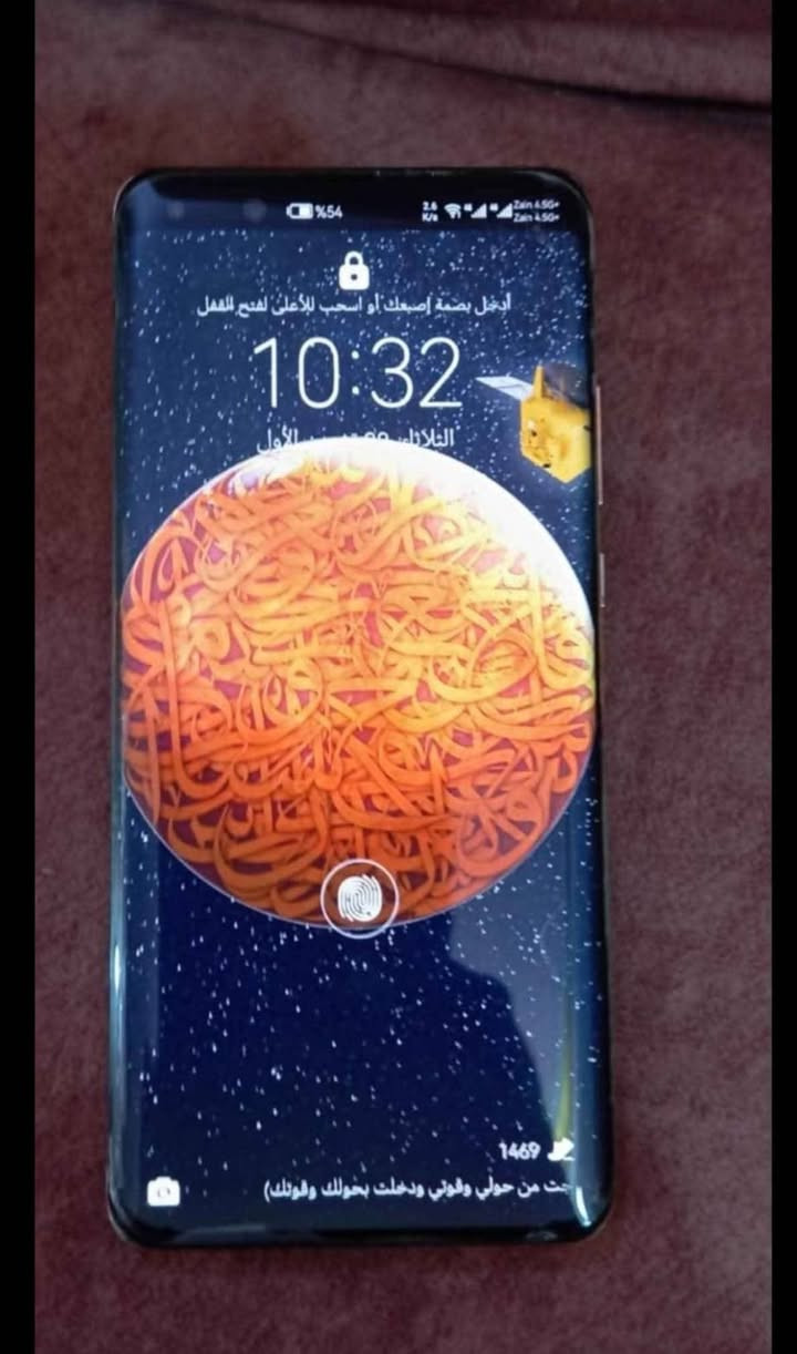 السلام عليكم
هواوي p40 pro ذاكرة 256 مواصفاته معروفه ملحقات كامله كارتون شاحنه وكفرات  للبيع مكاني حله مركز المدينهه السعر 280 وبي مجال بسيط ***********
