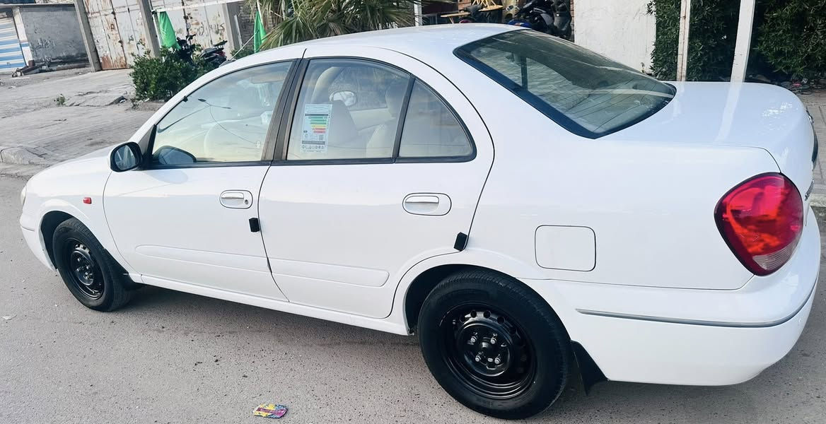 سلام عليكم
سني 2009 ياباني جديدة كفالة عامة من كلشي
مكفولة من صبغ وضربه وتبديل فقط الدعاميات مصبوغات بلاستك

محرك كير مكفولات ما مفتوحات جدد
تخم تاير جديد حداديه جديده
السيارة رقم بغداد الدولي الجديد باسمي مكان السياره بغداد وهزه جديدة السعر ١١٦ للتواصل ***********
