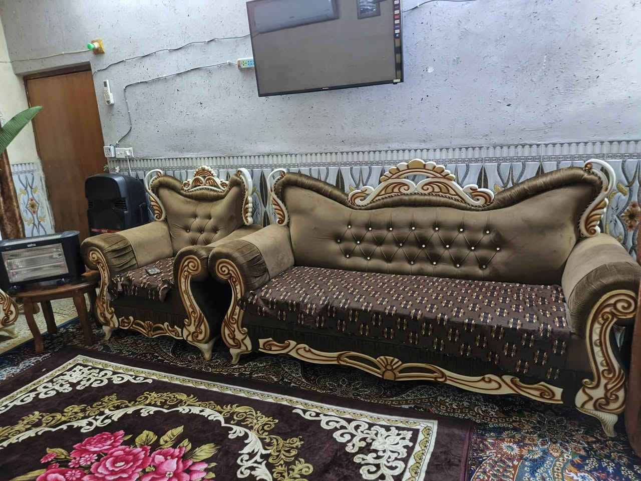 تخم ملكي تفصال #10مقاعد نظيف ضرربسيط موضح بصورة 600
طبلات صاج150 بغداد المحمودية شراي خاص ميز طعام مع كرسي ضررة لرجل يحتاج براغي50


**إذا كنت صاحب هذا الإعلان وتريد حذفه لأي سبب، رجاءا أرسل رسالة إلى الدعم الفني**