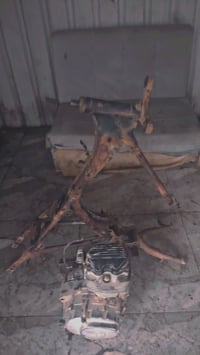 شاصي للبيع أوراق كامله ومكينه شغاله سعر خاص هذا رقمي 07781247964