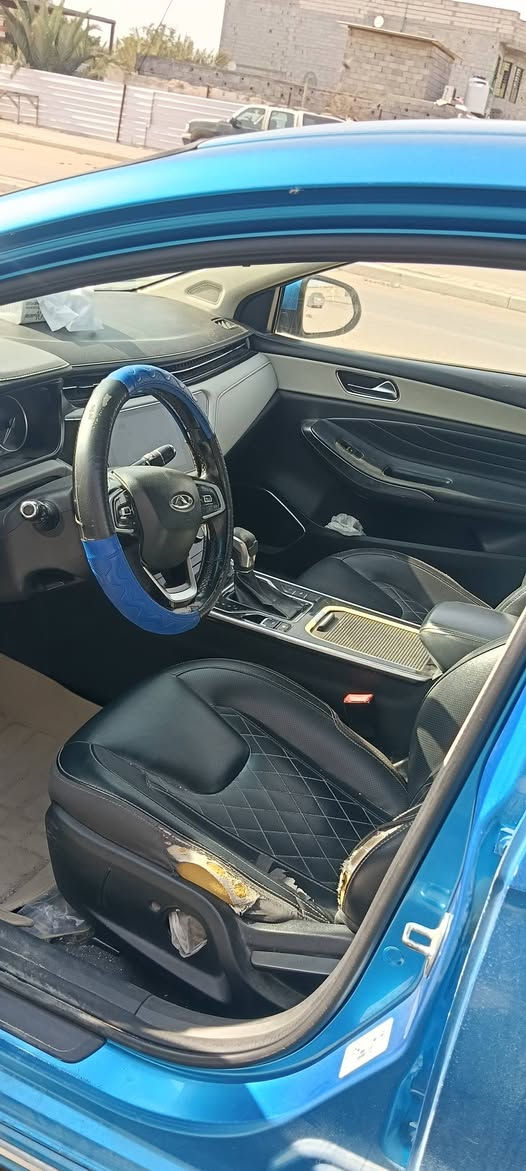 شيري اريزو فئة ال6 مديل 19 فوول مواصفات للاخير حساس خلفي تبريد ثلج قطعتين مرايا  شفط أربع كامرات 360 درجه فتحه سقف سيارة كلش تونس وممتعه صارت عندي رجفه بل المشي بس مو دائما تصير فتره وفترة لارحت مصلح ولاشي لان ماموكفتني السيارة كفاله كير محرك شرط 
سيارة مال اقصاد استقطاع مباشر بعد عليه سنه ونص راعيه بغداد كلش خوس انسان سيارة دواخل بل الجيس بدي كلش حلو ضربته كلش خفيفه جاملخ وراجع بارد سعره 74 رقمي للتواصل *********** عنواني البصرة ابي الخصيب
