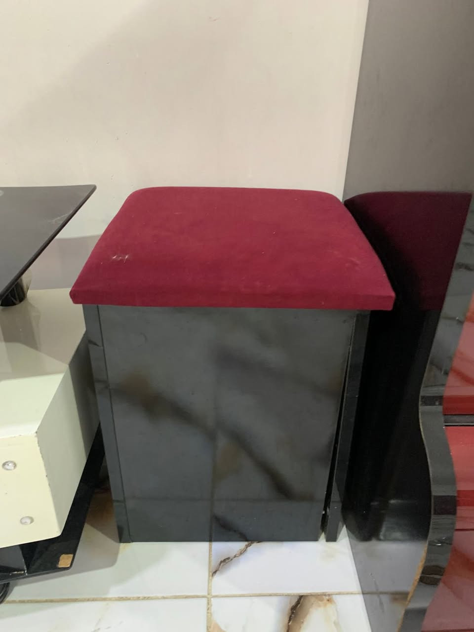 السلام عليكم
للبيع

غرفة نوم تركية خشب ثقيل نضيفه جداً جداً اصليه الله شاهد ماخذها ب 3 ملاين وربع

 رايدها ب مليون ونص وبيها مجال للشراي 

العنوان 

كوت المركز داموك الضباط للاستفسار الاتصال ***********
