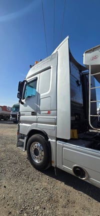 للبيع 2010 07518450633  واتساب