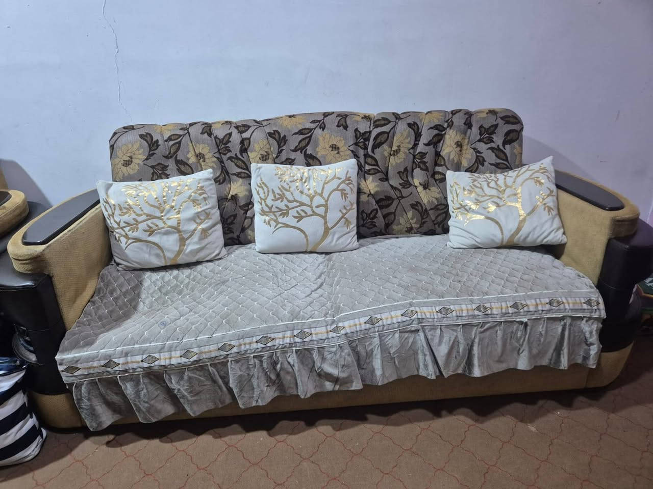 للبيع 5 قطع السعر 100


**إذا كنت صاحب هذا الإعلان وتريد حذفه لأي سبب، رجاءا أرسل رسالة إلى الدعم الفني**