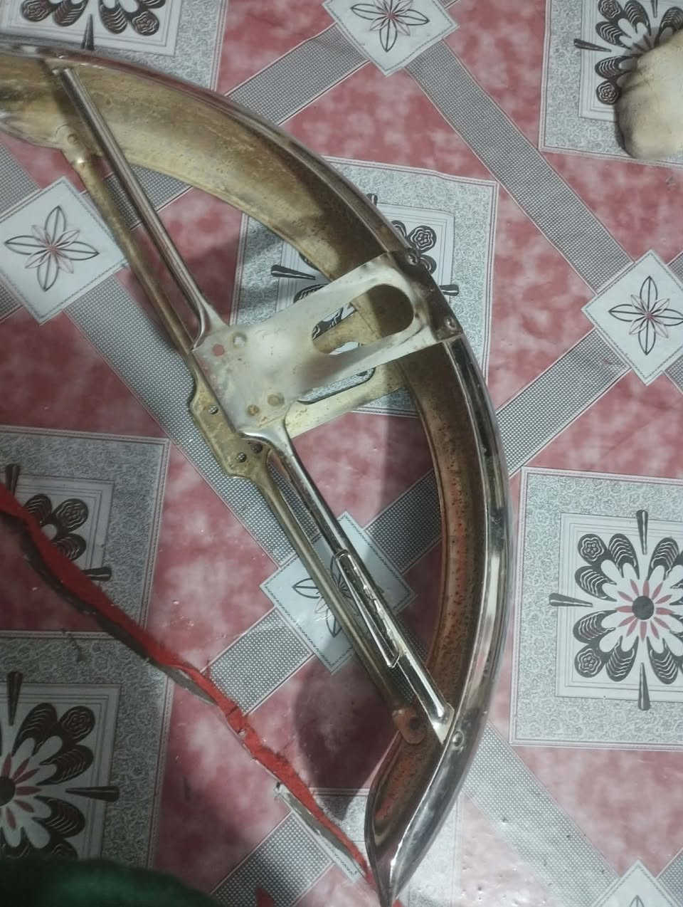 غراظ دراجه للبيع كلهن نظيفات والويل مابيه قطره عواج سعرهن ٢٥ كلهن مكلف بلنشر هاذا رقم راعيهن ***********
