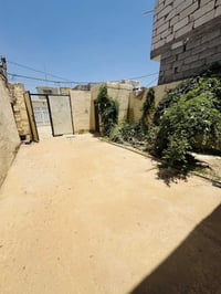 شارع المطار القديم • ١٠٠م • سند ٢٥