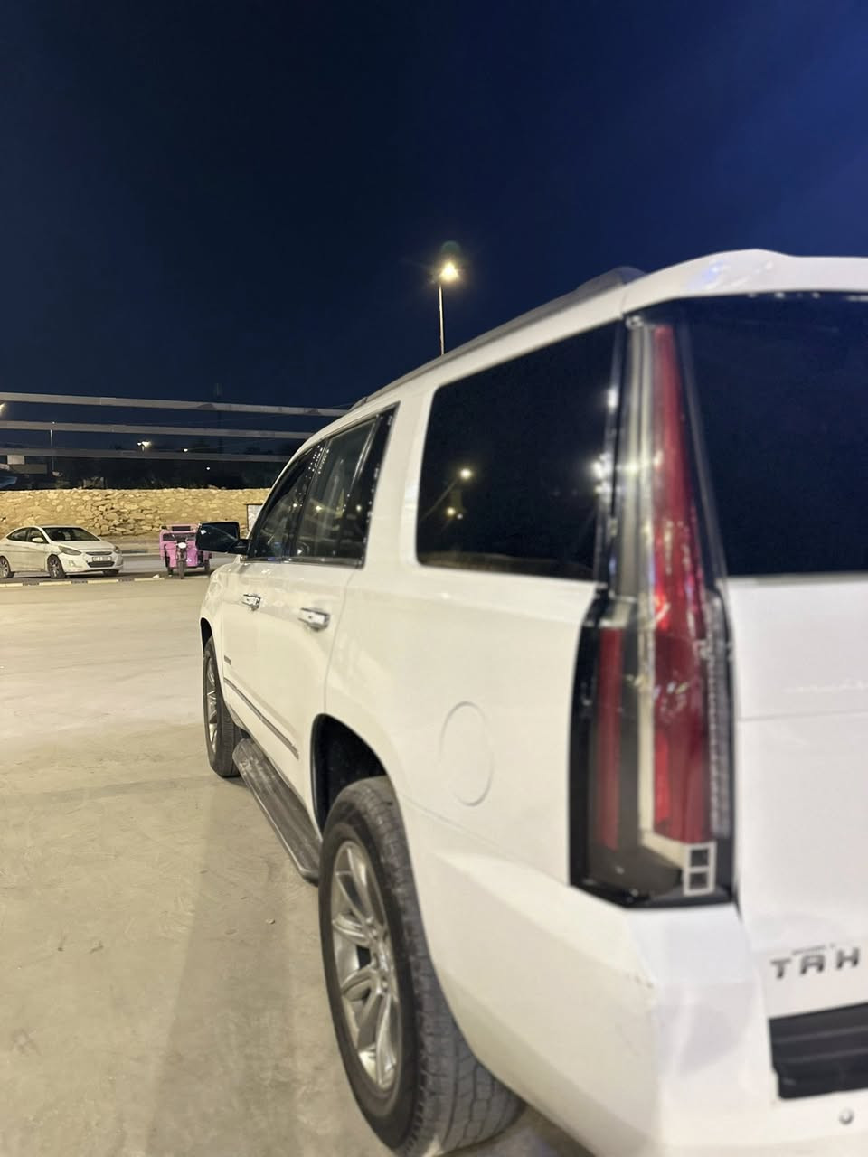 سلام عليكم تاهو Ls 2017 وارد امريكي بسمي تحويلي مباشر رقم نكليزي السونار موجود بل صور مكان سياره بغداد الشعله 
محرك وكير خير من. الله رايدهة أب 29 ألف دولار ـ 290 ورقه
وبيهة مجال *********** متواجد واتساب ترهم مراوس
