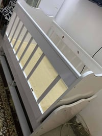 سرير طفل • هزاز • لحد ٥ سنين