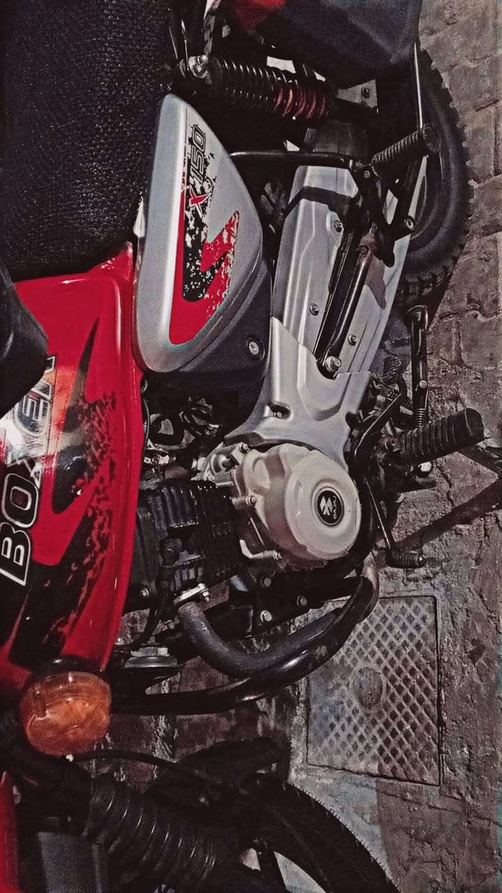 بوكسر 2023 مرقم بغداد انكليزي ماشيه 22 ألف مكفوله محرك ضمان للبيع 2500 

***********
