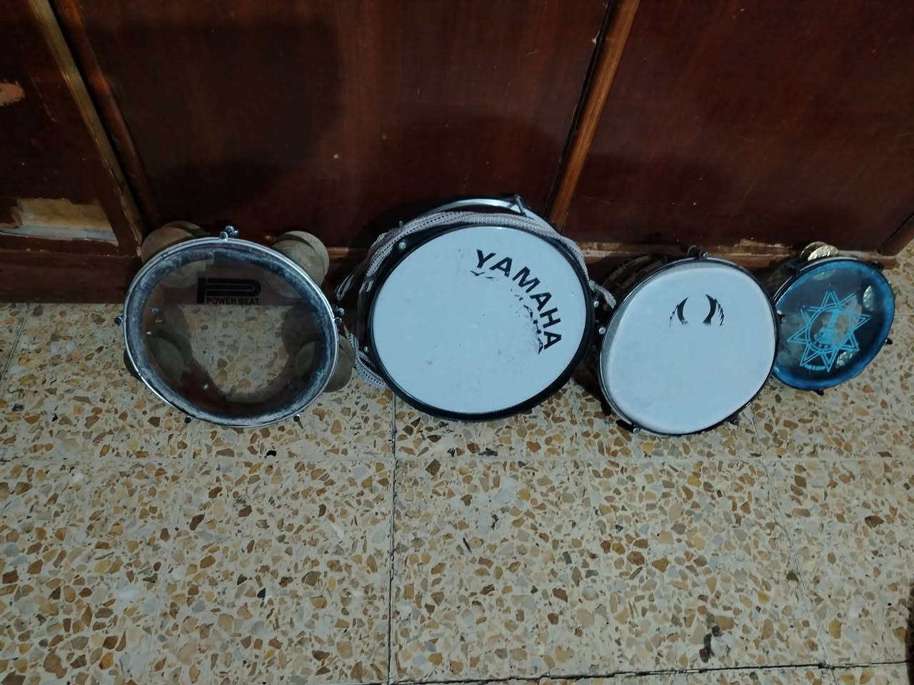 اسلام عليكم شباب مزاهر للبيع 3قطع معه سايد رام يوماهة حجم صغير الشراي يتصل
***********
العنوان ميسان حي الجامعه
