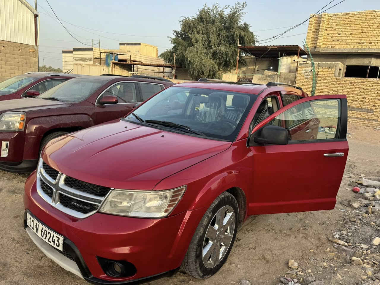 دوج  جورني موديل 12 رقم بغداد دولي تحويل مباشر وارد امريكي حادثها جاملغ امبدل ولثاني تبديل بدون دواخل وبيها صبغ مكانات  تجميل اكفلها من الكص ولكلبه ولتجيه ولعيب الشرعي  كير ومكينه شرط الفحص  حداده جديده تبريد ثلج حجم المكينه 6 اسرندر  تبريد 3 قطع 7 راكب  السياره فول واحد ع واحد حته فتحه بيها السياره جاهزه اي نقص مابيها سعرها  113 وبيها مجال لشراي مكاني ناصريه سوق الشيوخ ***********
