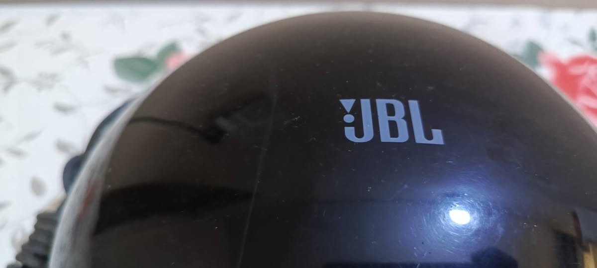 سماعتين على شكل ورده وبيز مشغل jbl الامريكه للاسفسار مراسله الصفحه


**إذا كنت صاحب هذا الإعلان وتريد حذفه لأي سبب، رجاءا أرسل رسالة إلى الدعم الفني**