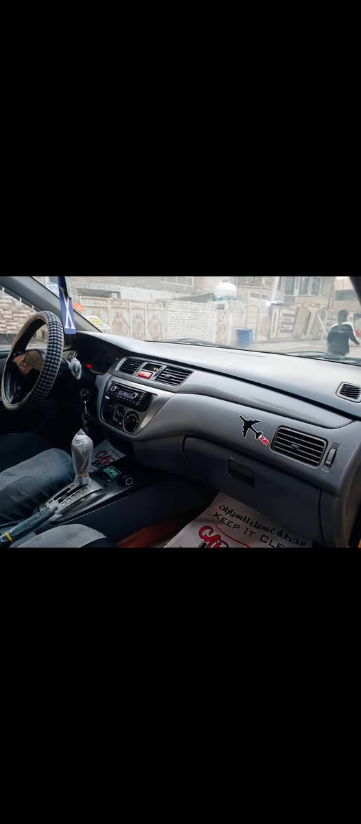 لانسر شركه 2010 السعر 68بيه مجال كير اوتوماتيك سياره جاهزة تبريد شغال كهربائيات جاهزه صبغ صفحتين فقط عنوان بغداد رقم ***********
